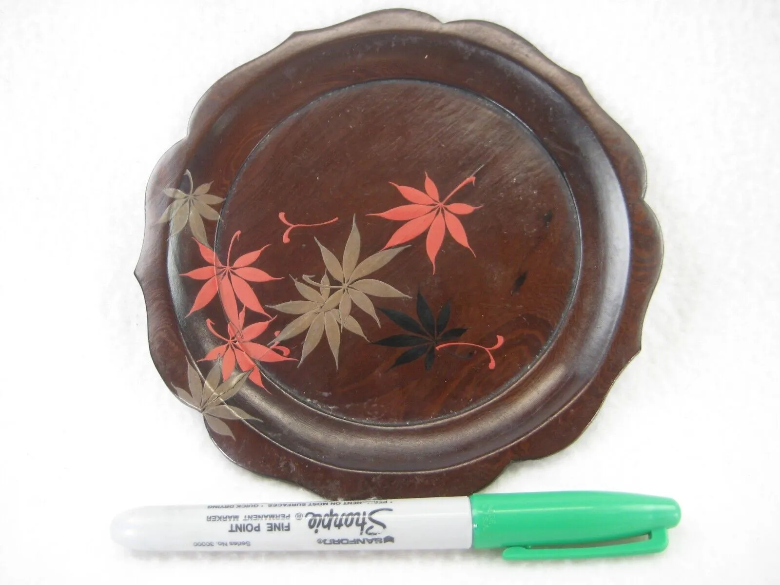 Antique Japanese Momo Lacquer Plate W/ Hand Painted Japanese Maple Leaves 6"