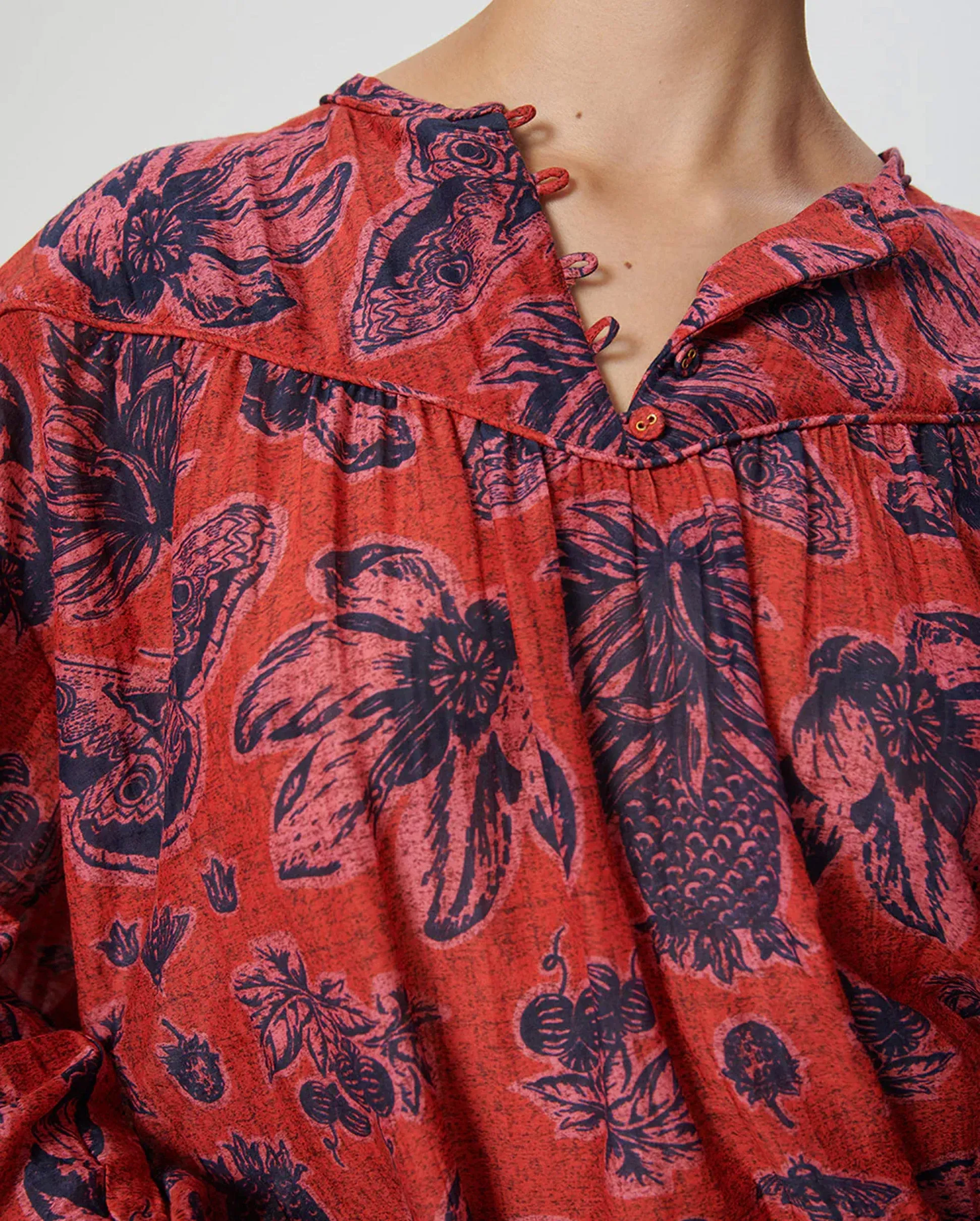 IRIS BLOUSE / CRAFTY FLOWER RED