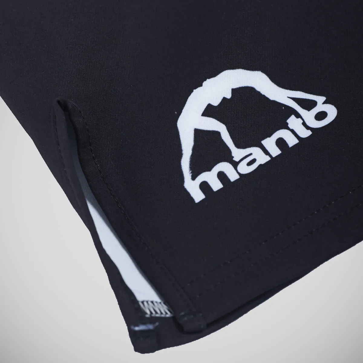 Manto Template Fight Shorts Black